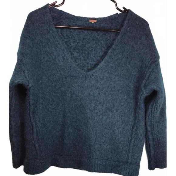 Free People Women's Lofty Alpaca Wool Blend V-Neck Blue Teal Sweater - Picture 1 of 6